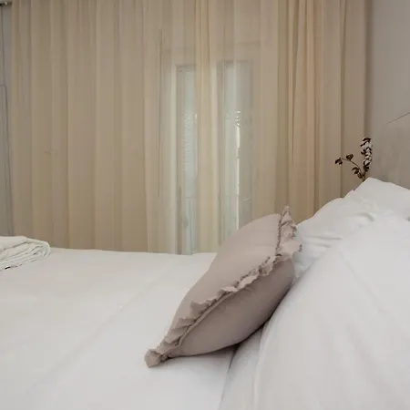 Downtown Apartment/anavros 沃洛斯